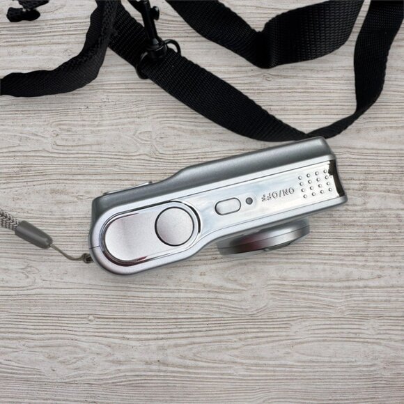 Nikon Coolpix L4 Compact Digital Camera *NOT WORKING* Original Box Case Cables++ - Picture 5 of 8